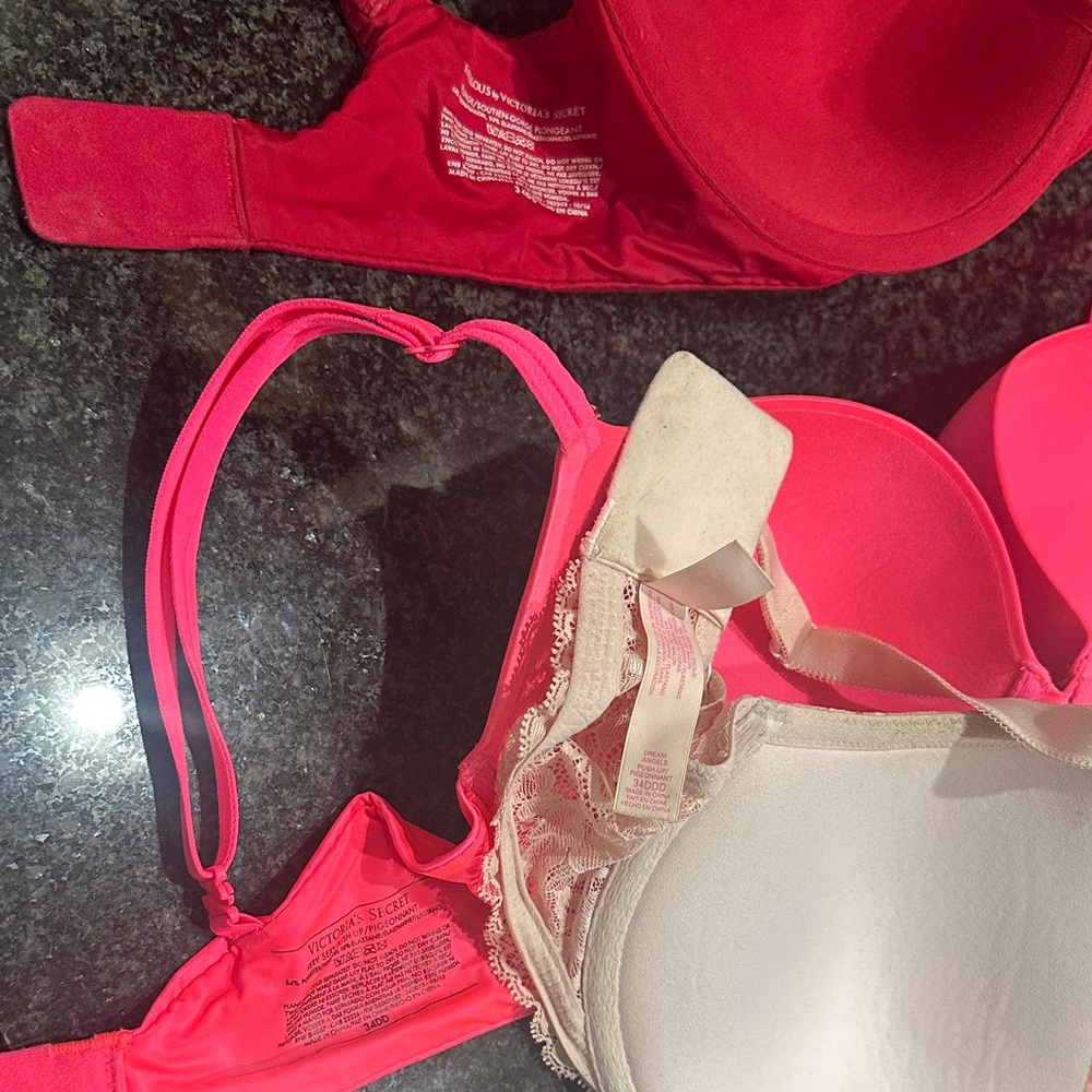 Victoria's Secret Push Up Bras - Picture 5 of 5